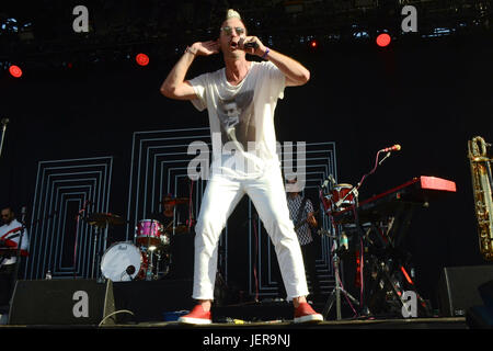 Michael fitzpatrick gruppo musicale fitz tantrums esegue sul palco durante la Arroyo Seco weekend giugno 25,2017 brookside campo da golf Pasadena, California. Foto Stock