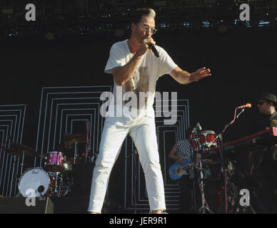 Michael fitzpatrick gruppo musicale fitz tantrums esegue sul palco durante la Arroyo Seco weekend giugno 25,2017 brookside campo da golf Pasadena, California. Foto Stock