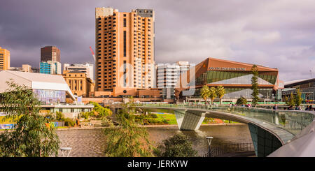 River Torrens passerella in Adelaide Australia Meridionale Foto Stock