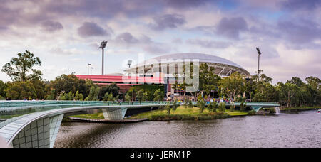 River Torrens passerella in Adelaide Australia Meridionale Foto Stock