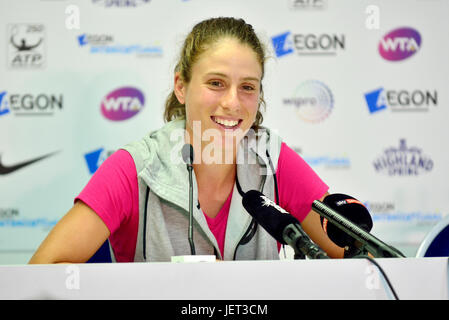 Johanna Konta, British n. 1 ladies giocatore di tennis, dando una conferenza stampa nella sua casa di città di Eastbourne prima di competere nel Aegon International Foto Stock