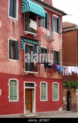Residence a Murano, Italia con panni appesi ad asciugare. Foto Stock