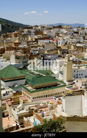 Il Marocco, Moulay Idriss, vista città, Africa, Nord Africa, città, luogo di pellegrinaggio, case, palazzi, architettura, case residenziali, torre minareto, Foto Stock