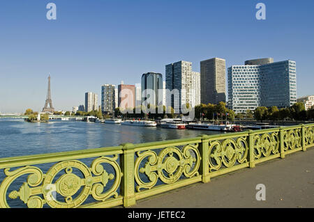 Francia, Parigi, il suo flusso, 'Dock di Andre Citroen", navi, Torre Eiffel, bridge, dettaglio Foto Stock
