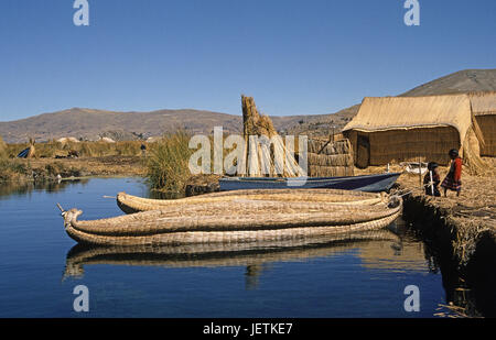 Reed isole dell'uru Uru indiani, Titicacasee, Perù, Schilfinseln der Uru Uru Indianer Foto Stock