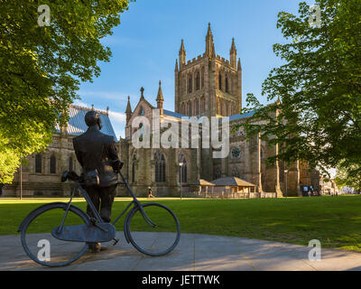 Edward Elgar statua, Cattedrale di Hereford, Regno Unito Foto Stock