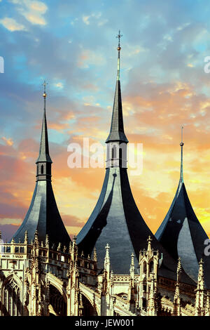 Kutna Hora Cattedrale di Santa Barbara al tramonto, Kutna Hora Repubblica Ceca Europa Foto Stock