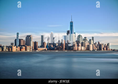 Il centro di Manhattan con esposizione lunga Foto Stock