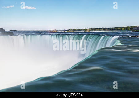 Cascate del Niagara lunga esposizione delle Cascate Horseshoe Foto Stock