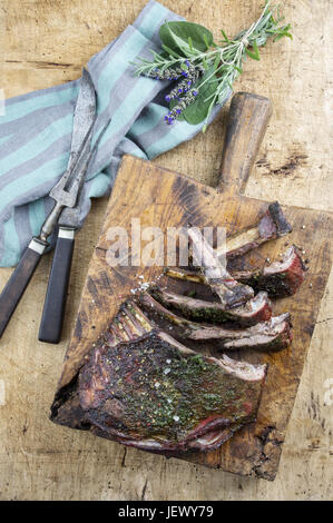 Barbecue costolette di cervo Foto Stock