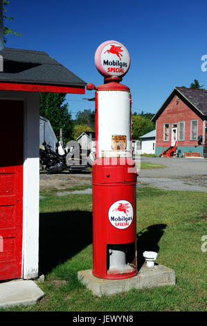 Vintage Mobilgas pompa. Foto Stock