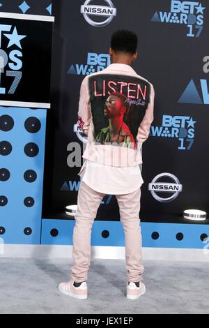 Algee Smith presso gli arrivi a 2017 BET Awards - Parte 2, Microsoft Square a L.A. LIVE, Los Angeles, CA 25 Giugno 2017. Foto di: Priscilla concedere/Everett Collection Foto Stock