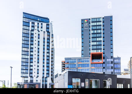 Montreal, Canada - 28 Maggio 2017: Downtown area con Alt Hotel la costruzione di grattacieli durante il giorno al di fuori nella regione di Québec city Foto Stock