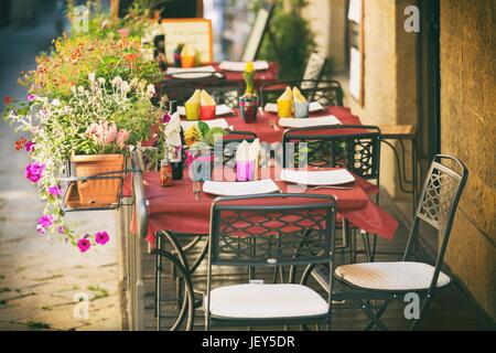 Tipico piccolo cafe in Toscana Foto Stock