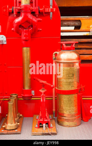 Antiquariato carrello antincendio estintore, grande Oregon Steam-Up, antichi Powerland, Brooks, Oregon Foto Stock