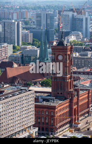 Paesaggio urbano di Berlino da Alexanderplatz Foto Stock