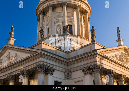 Cattedrale tedesca aka Deutscher Dom Neue Kirche Nuova Chiesa Gendarmenmarkt Berlin Germania Foto Stock