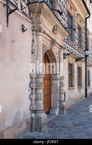 Vecchio edificio su Via Kanonicza Foto Stock