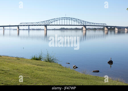 Il ponte blu, Pasco-Kennewick, nello Stato di Washington, USA Foto Stock