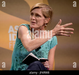 Aspen, Colorado, Stati Uniti d'America. Il 26 giugno, 2017. L'ex ambasciatore statunitense alle Nazioni Unite, SAMANTHA POWER, parla all'Aspen idee Festival. Credito: Brian Cahn/ZUMA filo/Alamy Live News Foto Stock