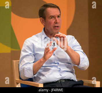 Aspen, Colorado, Stati Uniti d'America. Il 26 giugno, 2017. JEFF KOONS parla all'Aspen idee Festival. Credito: Brian Cahn/ZUMA filo/Alamy Live News Foto Stock