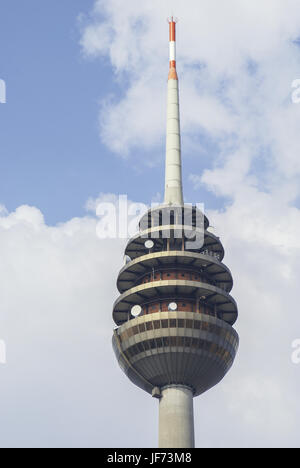 Torre di telecomunicazione a Norimberga, Germania Foto Stock