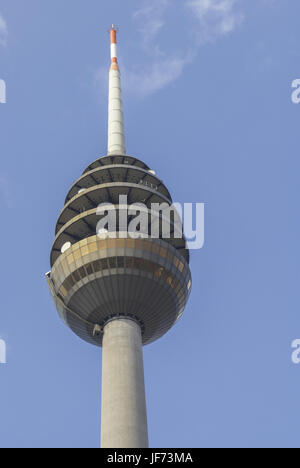 Torre di telecomunicazione a Norimberga, Germania Foto Stock