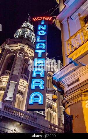 L'hotel Inglaterra è uno dei punti di riferimento lungo il Paseo de MARTI (PRADO) - Havana, Cuba Foto Stock