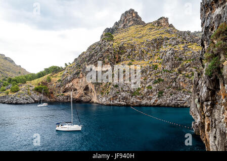Sailing yacht in mare Mediterranea Foto Stock