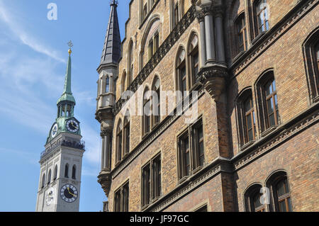 Chiesa di San Pietro a Monaco di Baviera, Germania Foto Stock