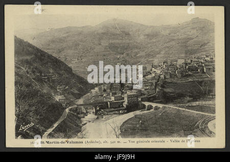 St-Martin-de-Valamas (Ardèche), alt 540 m - Vue générale orientale - 34410357532 o Foto Stock