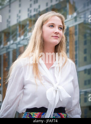 Waterloo, Belgio. Il 29 giugno, 2017. La Principessa Luisa Maria del Belgio assiste l'ottantesimo compleanno della Regina Paola a Waterloo, Belgio, 29 giugno 2017. Foto: Patrick van Katwijk, point de vue fuori - nessun filo SERVICE - foto: Patrick van Katwijk/Olandese Photo Press/dpa/Alamy Live News Foto Stock