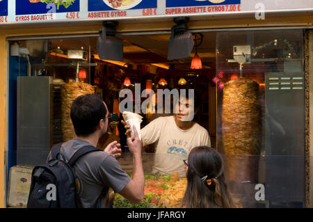 Il greco di fast food, Rue de la Huchette, Quartier Latin, Paris, Francia. Foto Stock