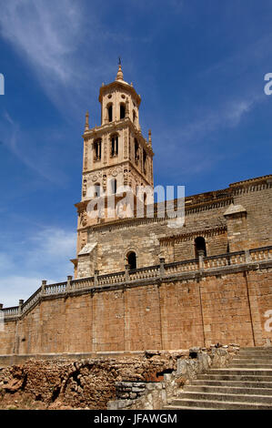La chiesa di Nostra Signora dell'Assunzione, Santa Maria del Campo. Provincia di Burgos, Castiglia-Leon, Spagna Foto Stock