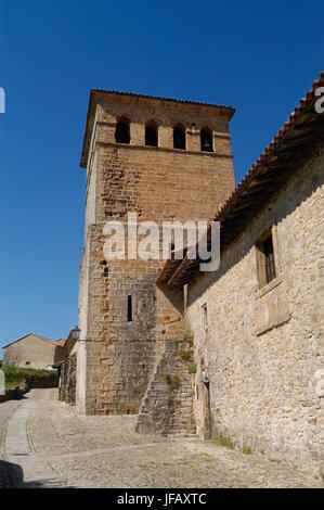 Colegiate de Santa Juliana, Santillana del Mar, Cantabria, SPAGNA Foto Stock