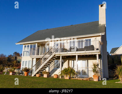 Un grande per cinque o noleggiato casa di famiglia in un esclusivo sviluppo. Foto Stock