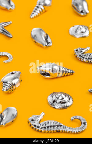 Conchiglie di mare - Spiaggia sfondo Foto Stock