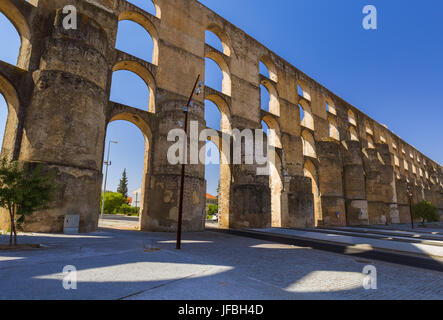 Vecchio acquedotto - Elvas Portogallo Foto Stock