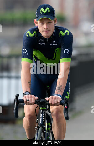 104. Tour de France, Grand partono, Team-Presentation: Jasha Sütterlin (GER) Team Movistar. Foto Stock