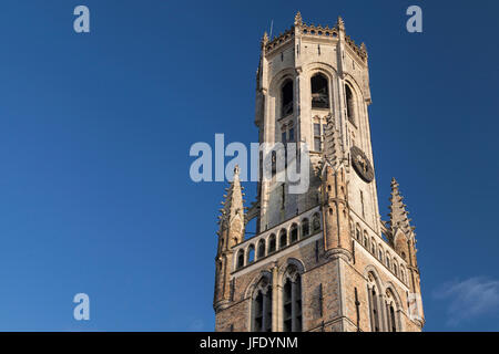 Parte superiore del campanile di Bruges, Belgio. Foto Stock