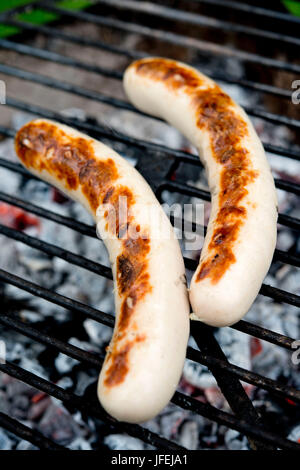 La salsiccia di vitello alla griglia Foto Stock