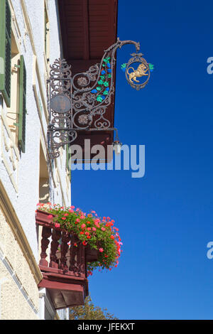 Austria, Tirolo, Ellmau, segno di pub Foto Stock