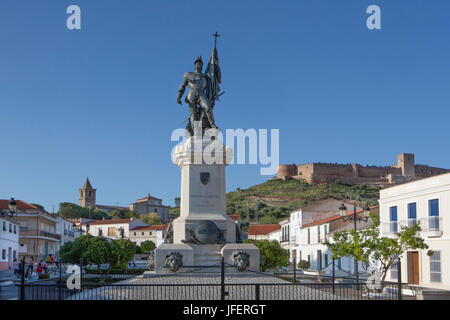 Spagna Estremadura regione, provincia di Badajoz, città di Medellín, Hernan Cortes monumento Foto Stock