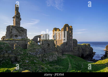 Castello Sinclair Girnigoe vicino a Wick, Noss Testa, Caithness in Scozia, Regno Unito Foto Stock