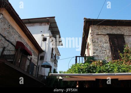 31 MAGGIO 2017,FETHIYE,Turchia :molto vecchio alloggiamento in corrispondenza di Fethiye in Turchia, 31 maggio 2017 Foto Stock