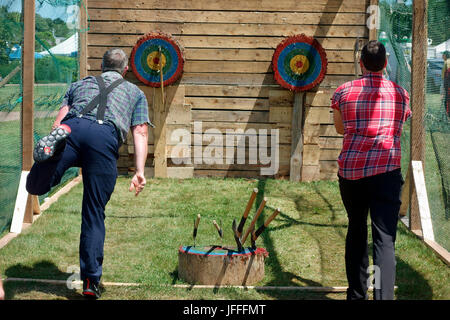 Ax gettando la concorrenza in Nova Scotia, Canada Foto Stock