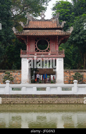 Padiglione della costellazione presso il Tempio della Letteratura ad Hanoi, in Vietnam, in Asia Foto Stock