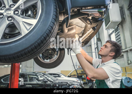 Mechanic nel servizio Foto Stock