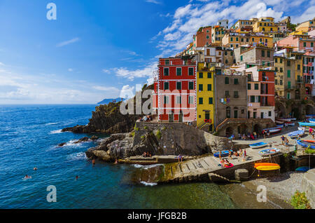 Riomaggiore in Cinque Terre - Italia Foto Stock