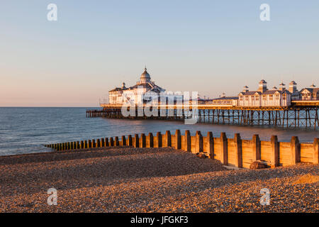 Inghilterra, East Sussex, Eastbourne, Eastbourne Pier Foto Stock